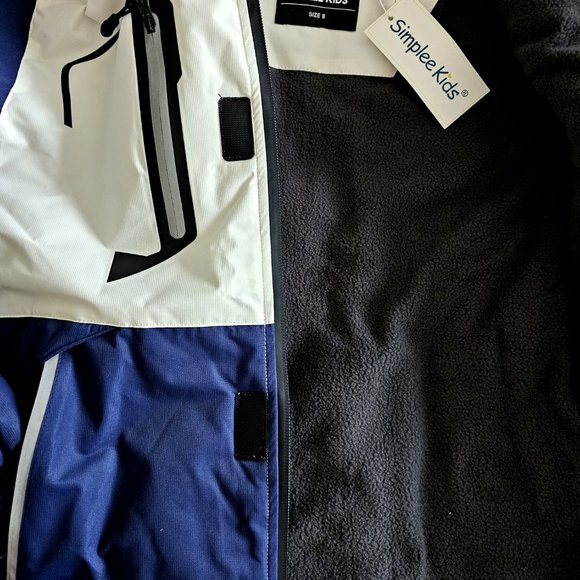 Kids Water resistant Jacket size 8 Red, White and Blue Reflective Strips design - Picture 2 of 6